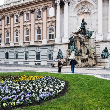 Fontana di Matthias, Palazzo Reale di Budapest